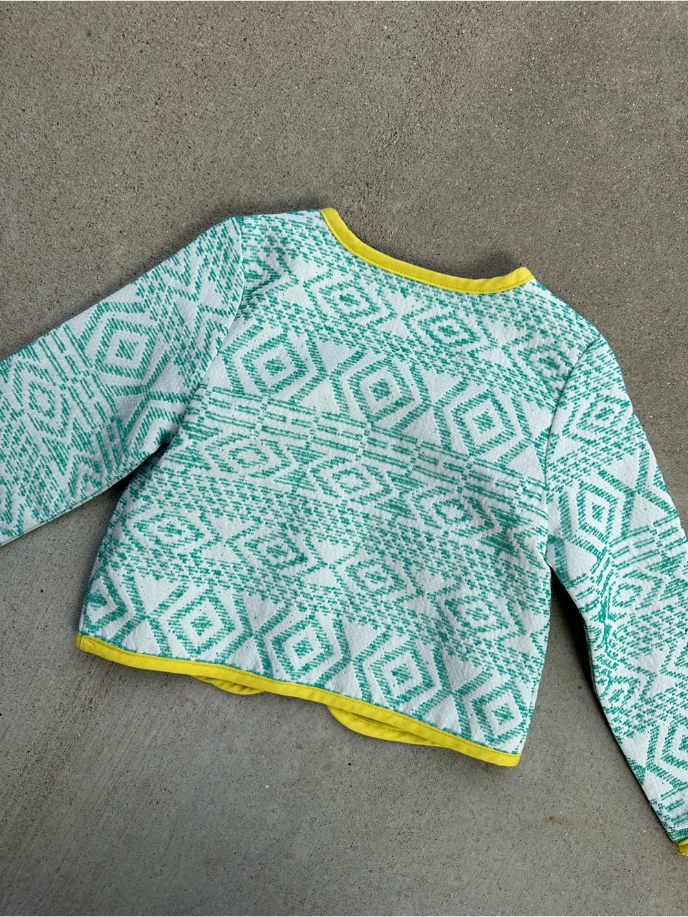 Geometric Aztec Patterned Girls Jacket - Picture 3 of 5